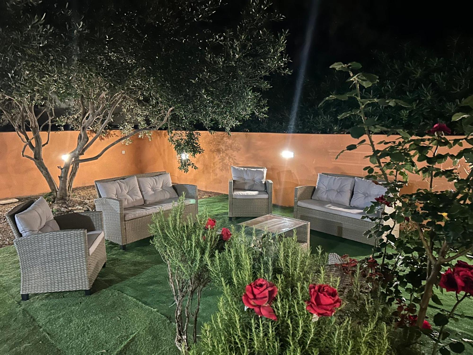 Villa Kiki Bol Ngoại thất bức ảnh